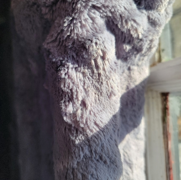 MINKY Blanket Brand New Grey 60 X 72 - Picture 2 of 8